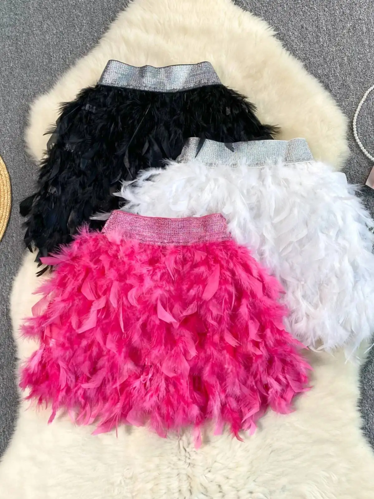 

Женская сексуальная клубная вечерние короткая юбка с милыми перьями в стиле пэчворк, пушистые мини-юбки