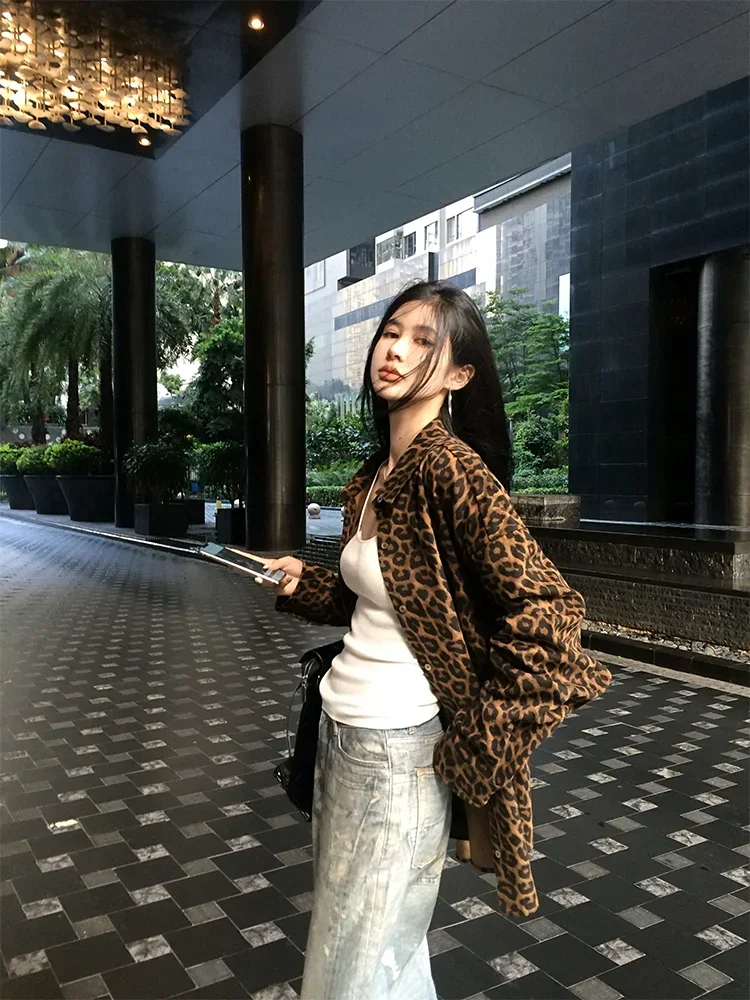 ADAgirl Vintage Leopard Print Jeans Blouses Female Harajuku Button Up Long Shirt Women Retro Polo Long Sleeve Autumn Coat Tops