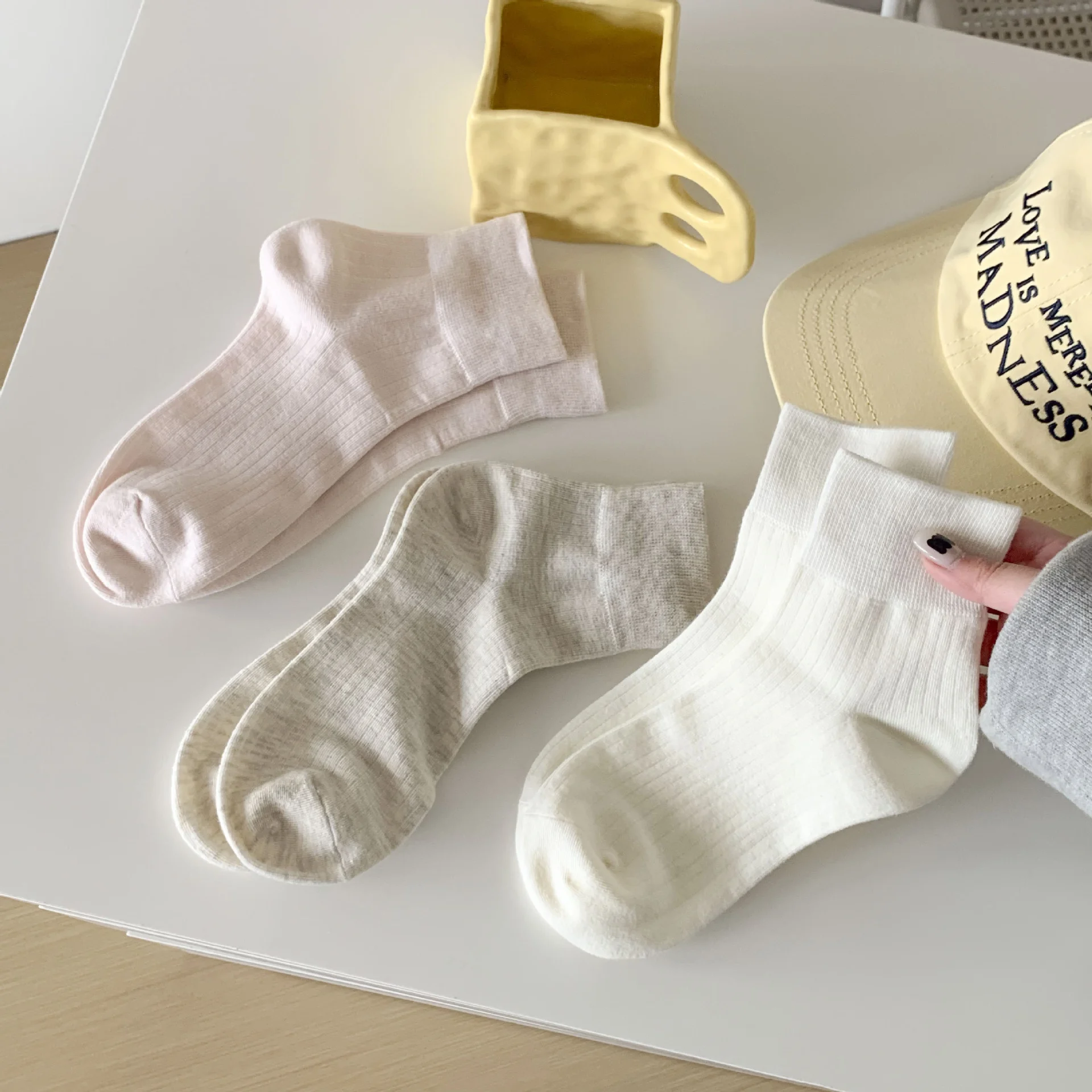 suxinaimin socks for women in spring and summer Japanese vertical striped socks cream low-top cotton socks ins trendy socks