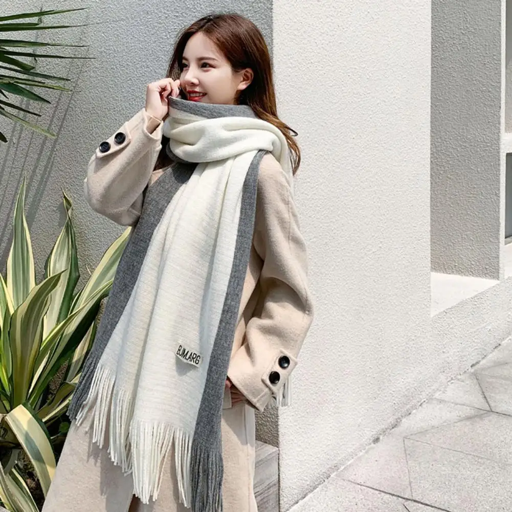 Women Color Block Scarf Outdoor Neck Wrap Cozy Winter Scarf with Tassel Decor Windproof Patchwork Design for Women for Outdoor