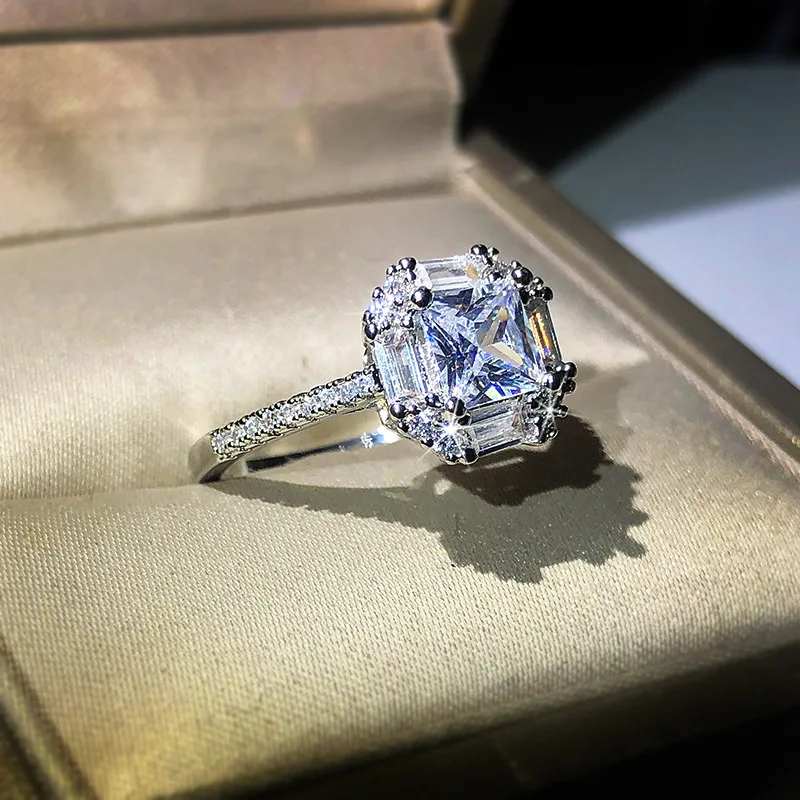 925-sterling-silver-four-claw-princess-square-diamond-ring-for-European-and-American-couples'-engagement-and-pairing-rings