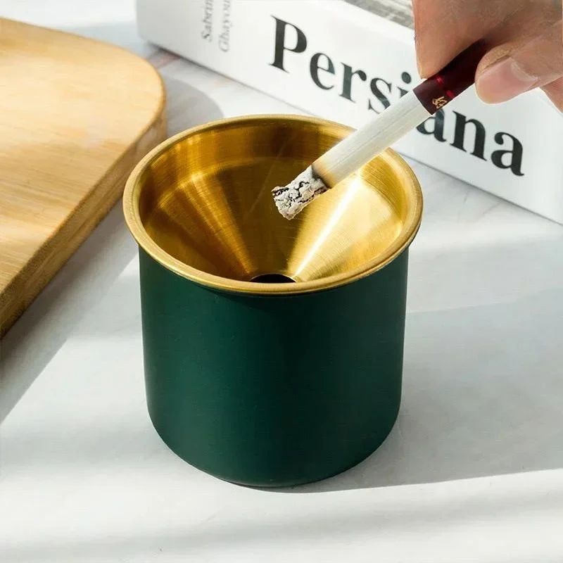 

JJYY Creative Ashtray Stainless Steel Home Car Ashtray Anti-flying Ash Anti-drop Net Cafe Bar Cigarette Funnel with Cover