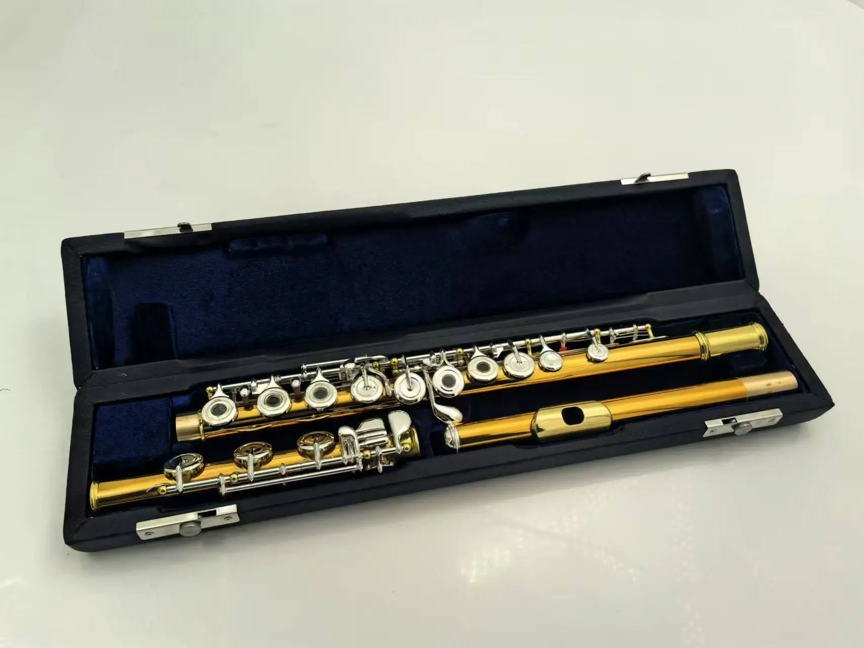 New Arrival Flute C Tune 17 Keys Open Holes Antique Copper Plated Professional Woodwind Instruments With Case Accessories