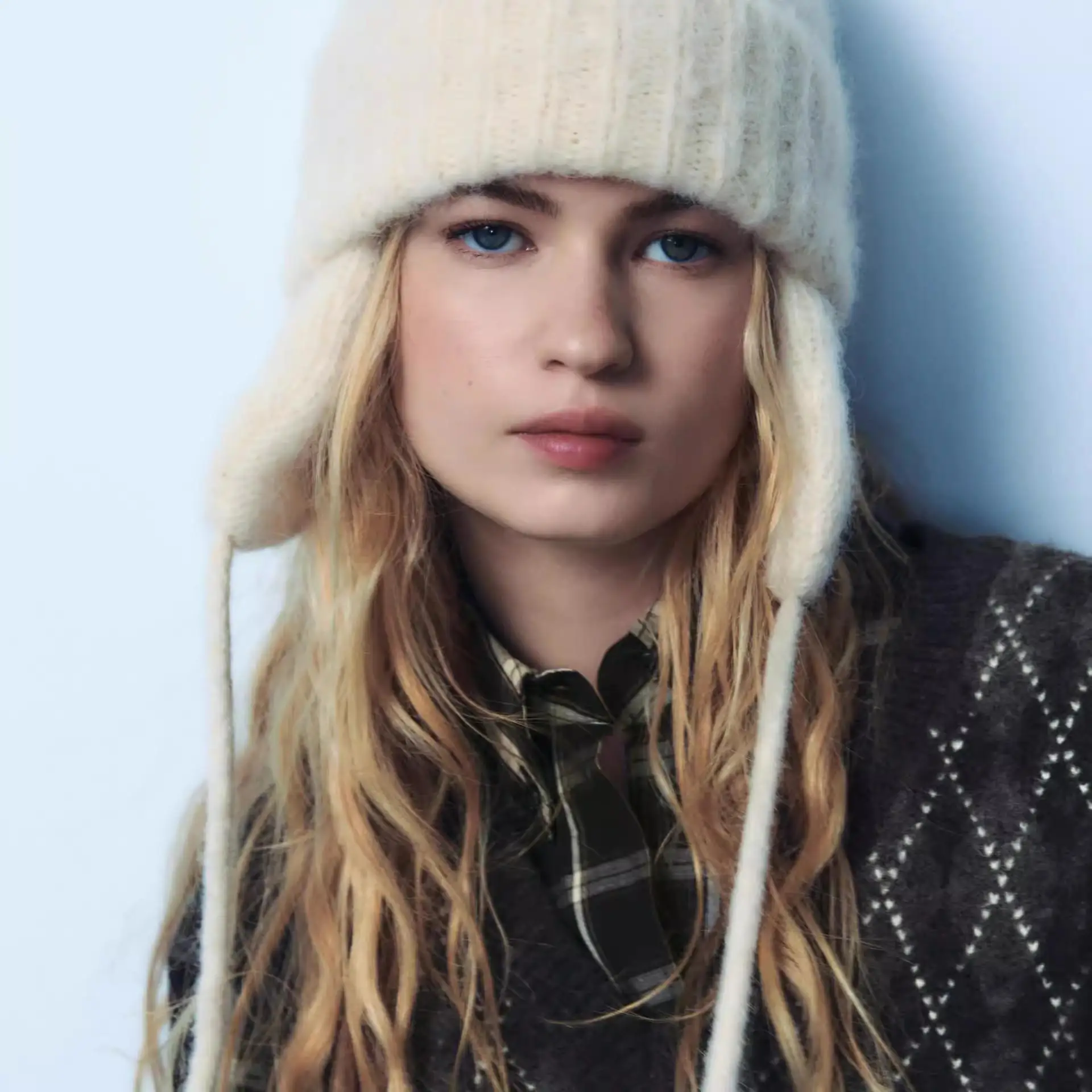 

2024 Autumn Winter New Arrival Women's Knitted Hat with Ear Flaps No-Cuff Alpaca Wool Blend Casual Sle Spring Autumn Winter