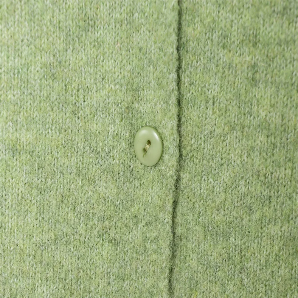 เสื้อคาร์ดิแกนผู้หญิงสไตล์คลาสสิกแบบหลวมๆ ติดกระดุม  คอลเลคชั่นใหม่สำหรับฤดูใบไม้ร่วง