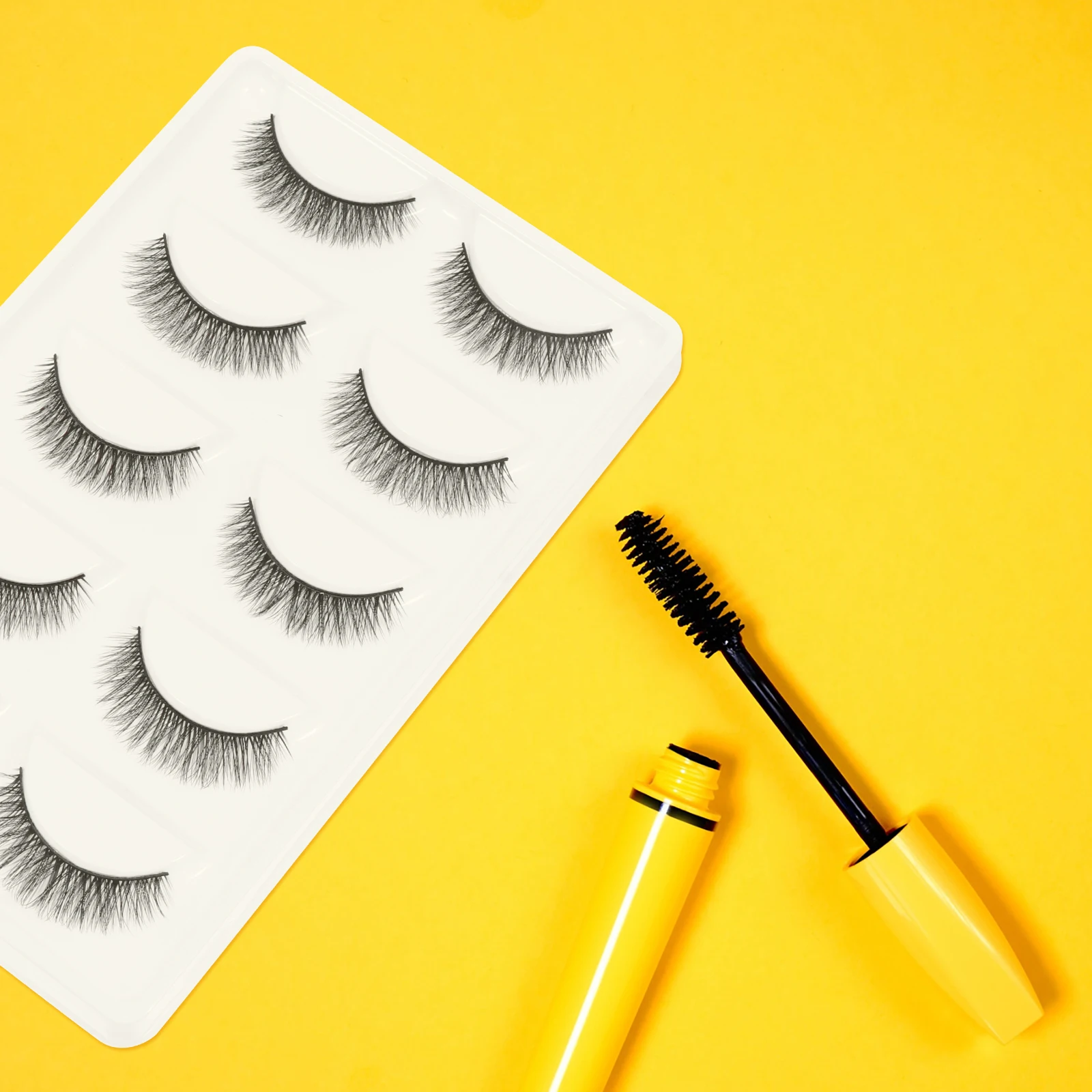 

5Pairs 3D Dense Eyelashes Natural Looking Manmade Fiber Comfortable Wear Suitable for Party Wedding Photo Shoot