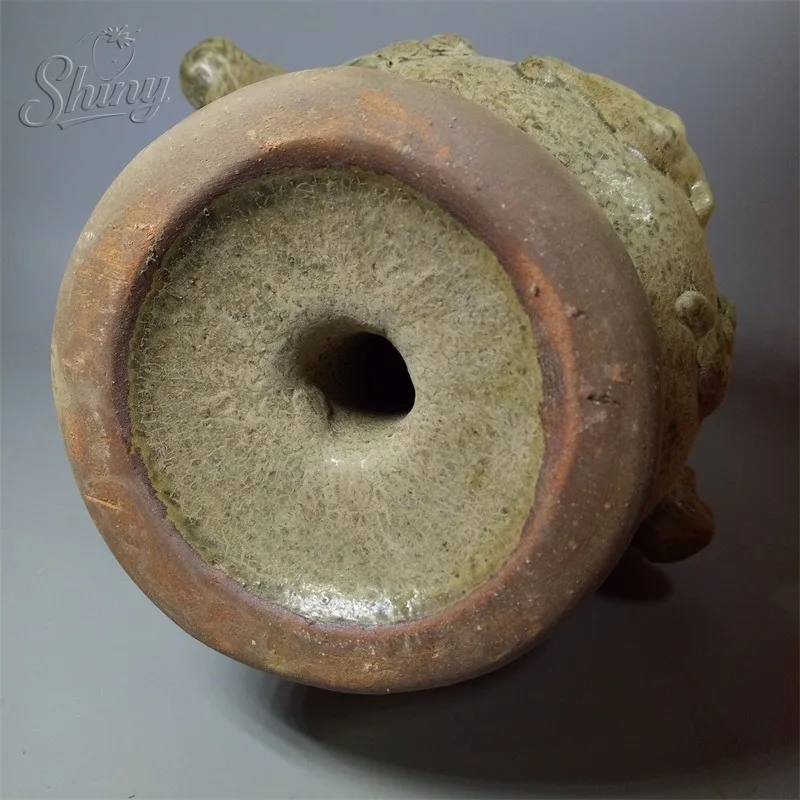 Song Dynasty Yue Kiln Celadon Imitation Ancient Ceramic Dragon-Headed Engraved Reverse-Flowing Pitcher Antique Collectible