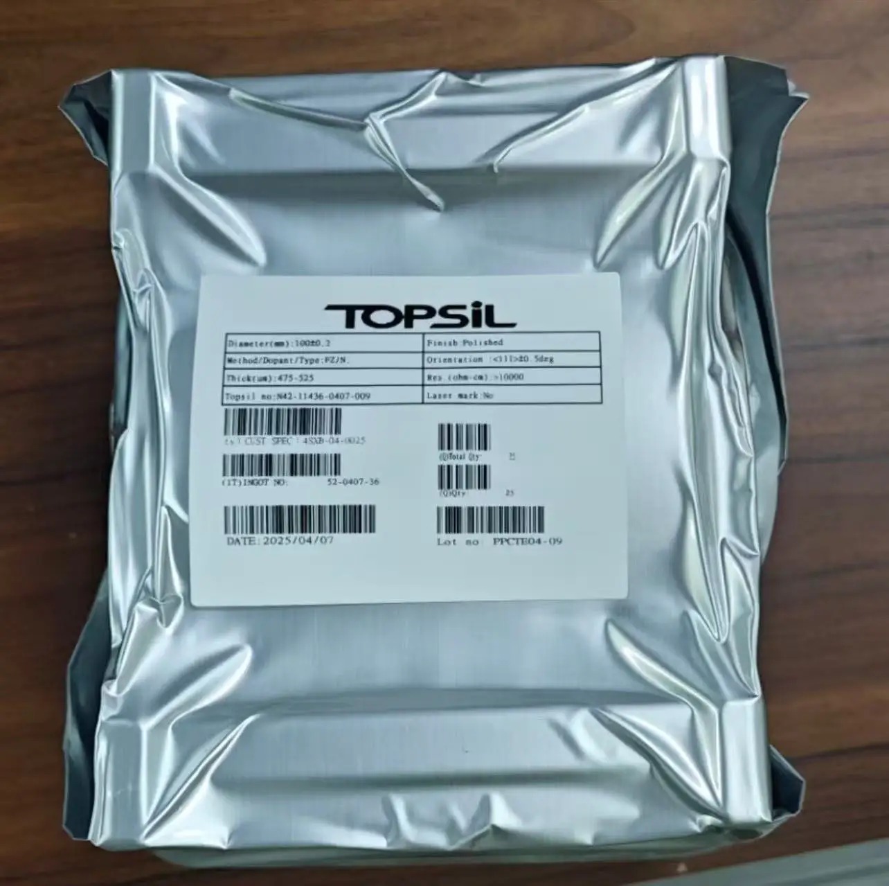 High-purity Single-polished Monocrystalline Silicon Wafer N-type/P-type Semiconductors 2/4/6 Inches Multiple Sizes Model 25-002