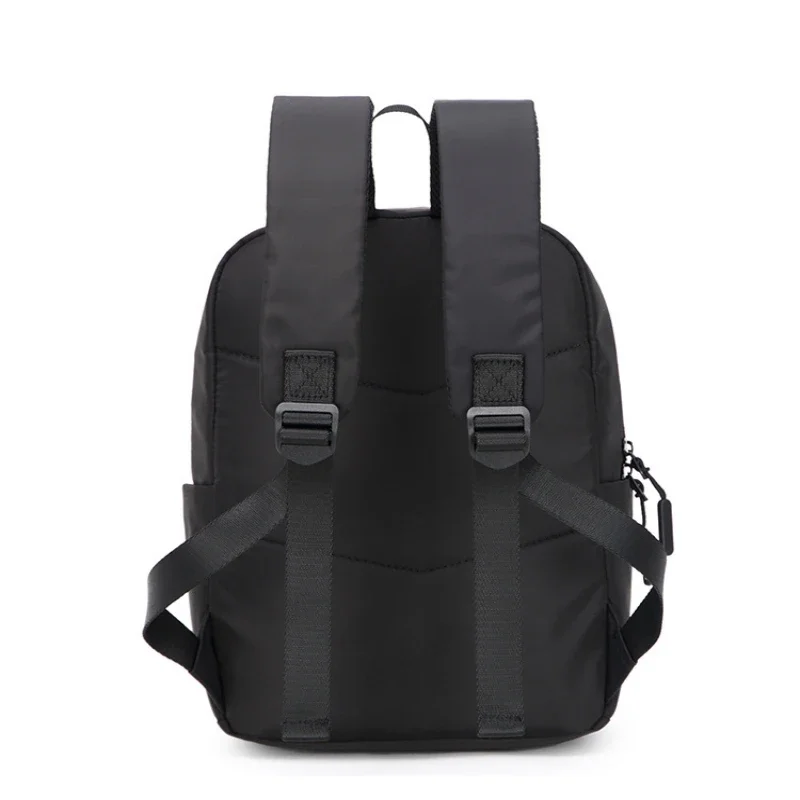 Mini mochila informal para hombre, mochilas ligeras de diseño de marca, mochilas suaves impermeables para hombre, mochilas pequeñas de viaje sólidas simples