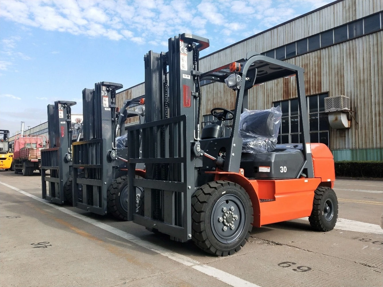 Best-selling forklift electric 1.5 2 2.5 3 tons lithium-ion battery high-power motor mini forklift