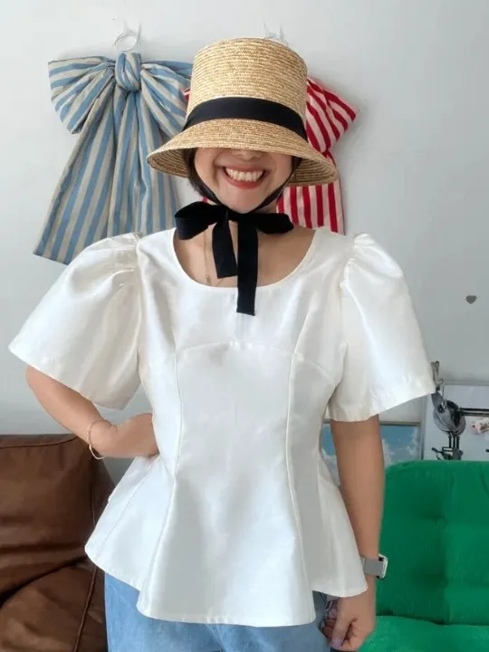 

Elegant Summer Bubble Sleeve Shirt Women's Fashionable Slimming Court Design Versatile Lace/Silk Shirt French Style Polyester