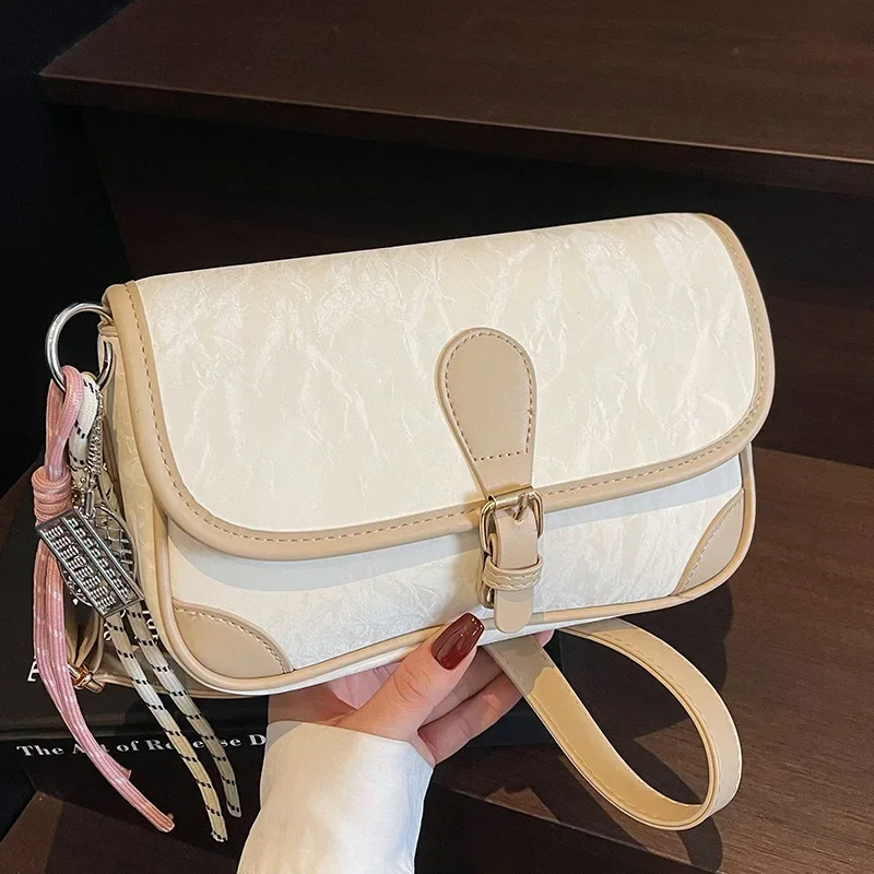 

2025 New Fashion Color Temperament Commuter Underarm Small Square Bag, Casual Versatile Premium Shoulder Crossbody Bag