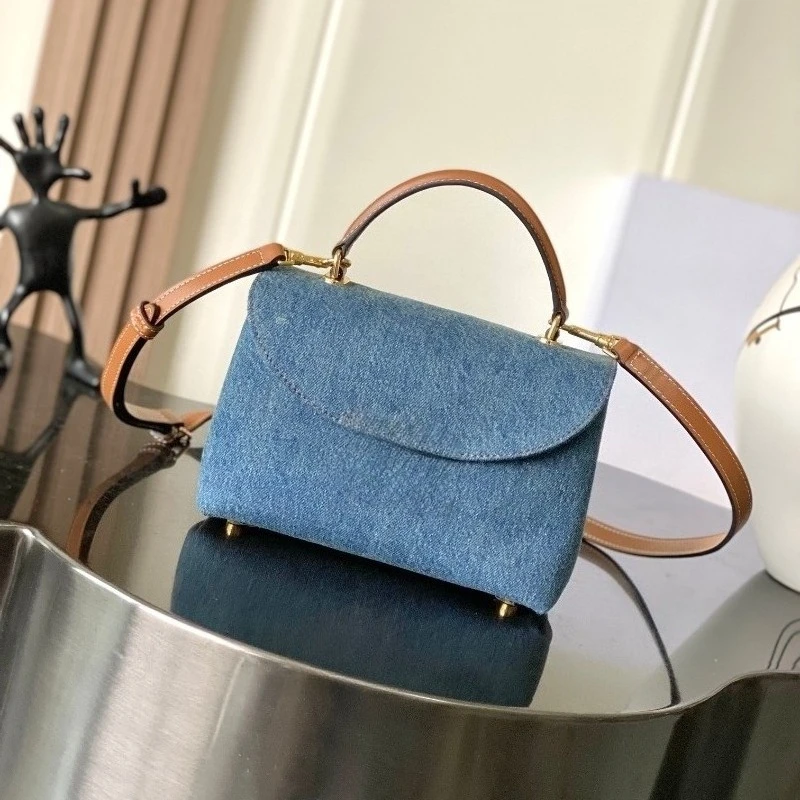 

Vintage Denim Crossbody Bag for Women High-Quality Luxury Denim Material Adjustable Strap Fashionable Flap Design Shoulder Bag