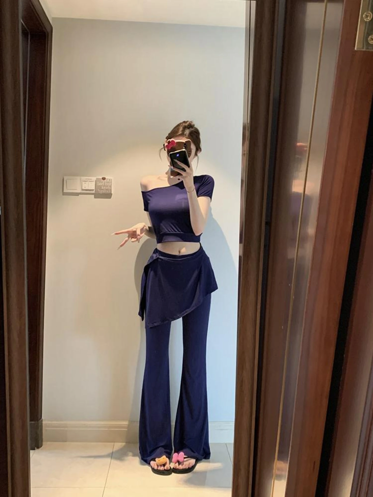 

Summer 2026 Hot Short Sleeve T-Shirt And High Waist Flared Pants Women's Casual Fashion Set High Waist Draping Micro Flare