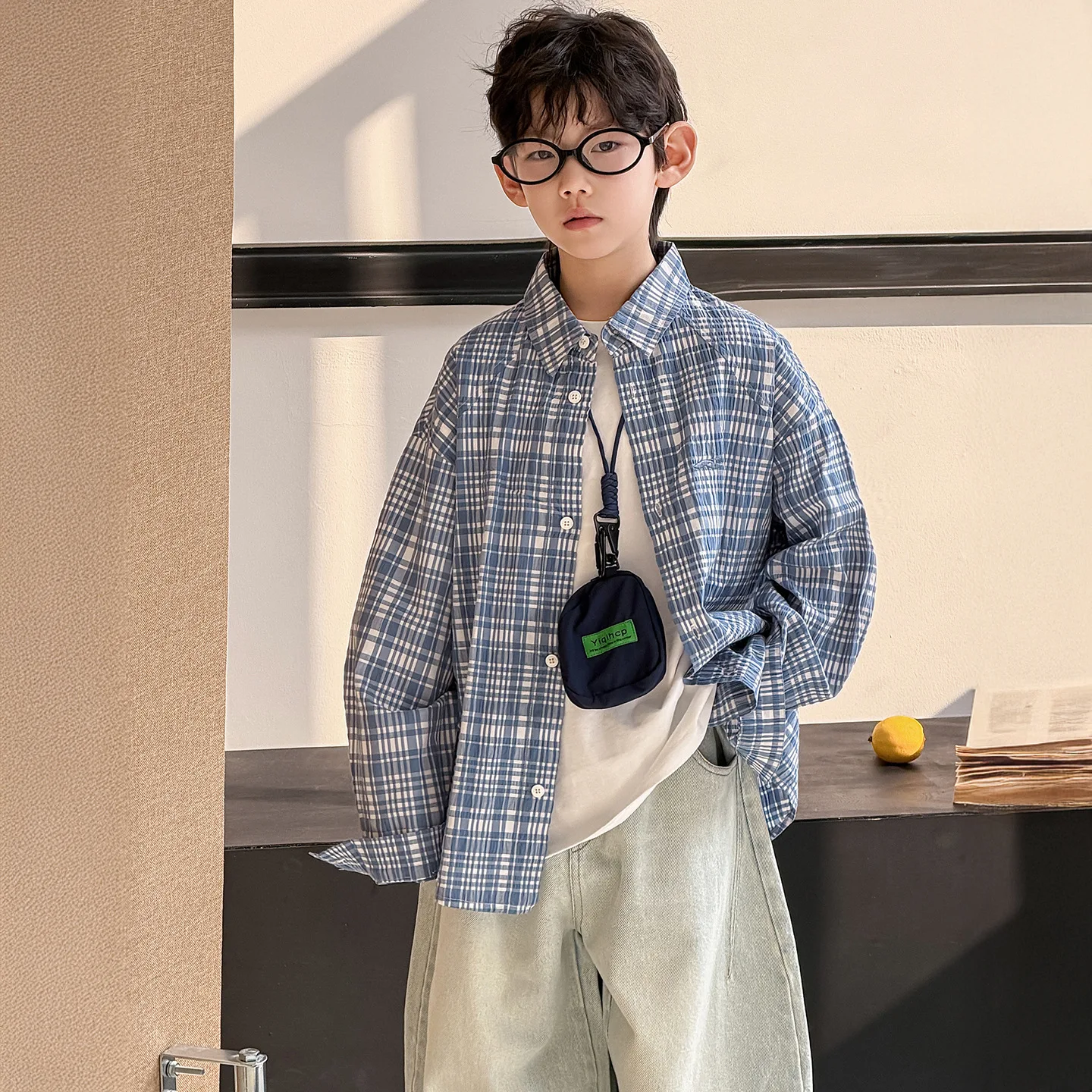 

Детская одежда: Повседневная рубашка-куртка для мальчиков, весна 2026, универсальная модная рубашка с длинным рукавом, простая повседневная рубашка для мальчиков