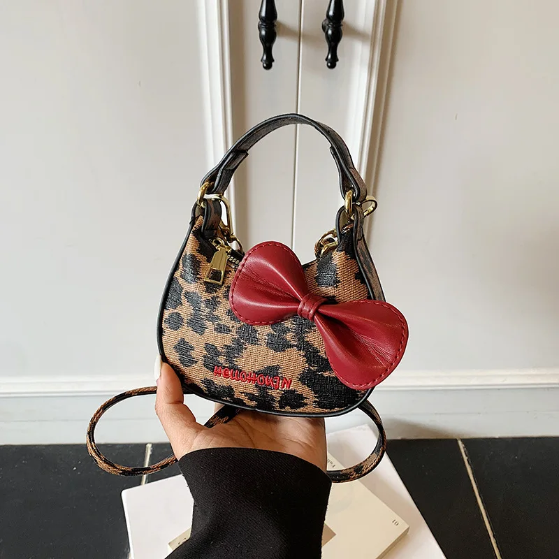 

Children's Niche Cute Cat Single Shoulder Crossbody Mini Handbag with Bowknot Accessory Bag