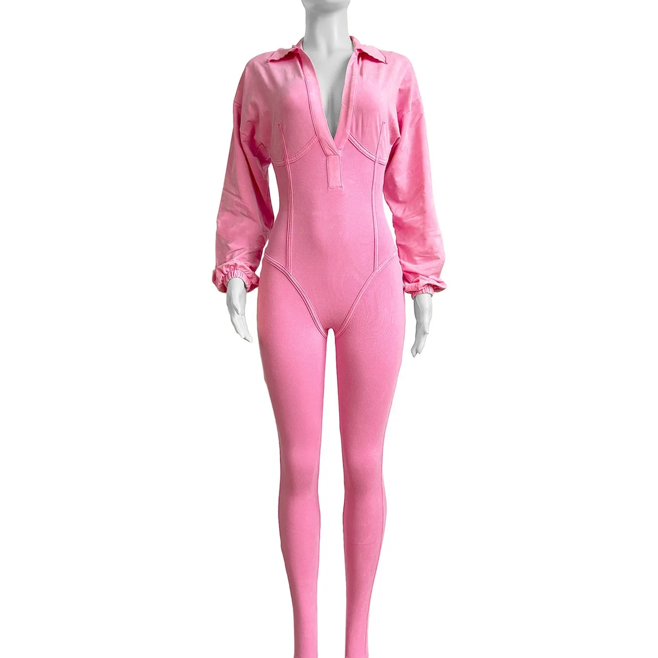 จั๊มสูทเซ็กซี่คอลึก ทรงเข้ารูป แขนยาว ผ้าเนื้อยืด ใส่ได้ทั้งฤดูใบไม้ร่วงและฤดูหนาว ดีไซน์หรูหรา