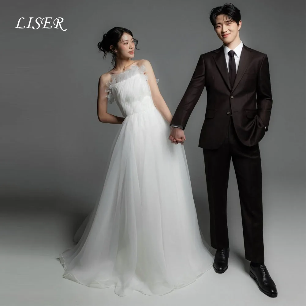 

Liser Strapless A-Line Simple Korea Wedding Dresses Tulle Silk Elegant Photo Shoot Customized Long Fairy Bridal Gown 웨딩드레스