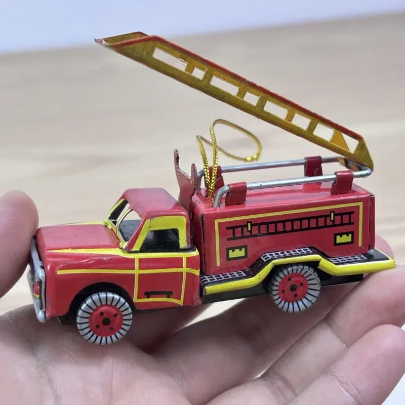 [Funny] Adult Collection Retro Wind up toy Metal Tin fire truck scaling ladder car pendant Clockwork toy model vintage toy gift