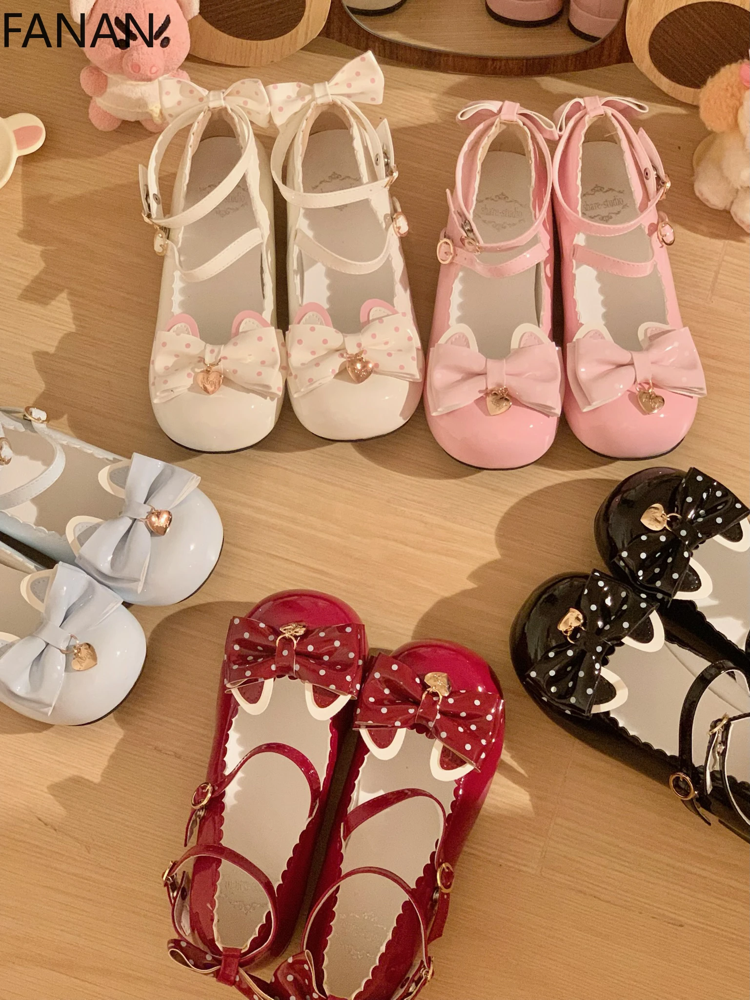 

Lolita Shoes for Women's Elegant Cute Heart Pendant Mid Heel Pumps Kawaii Classic Leather Non-Slip Platform Summer Flat