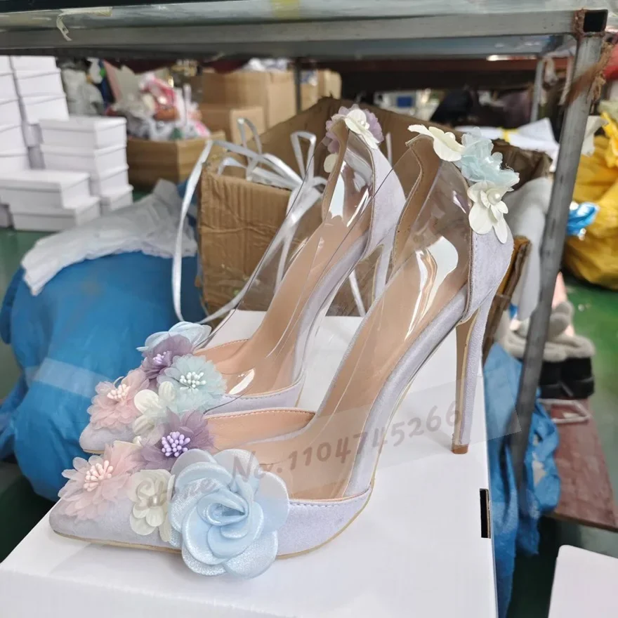 الوردي الأرجواني الأزرق الزهور مزين أحذية الزفاف شفافة واضحة بولي كلوريد الفينيل المرقعة ثلاثية الأبعاد زهر أحذية الحفلات لؤلؤة الأزهار الكعوب