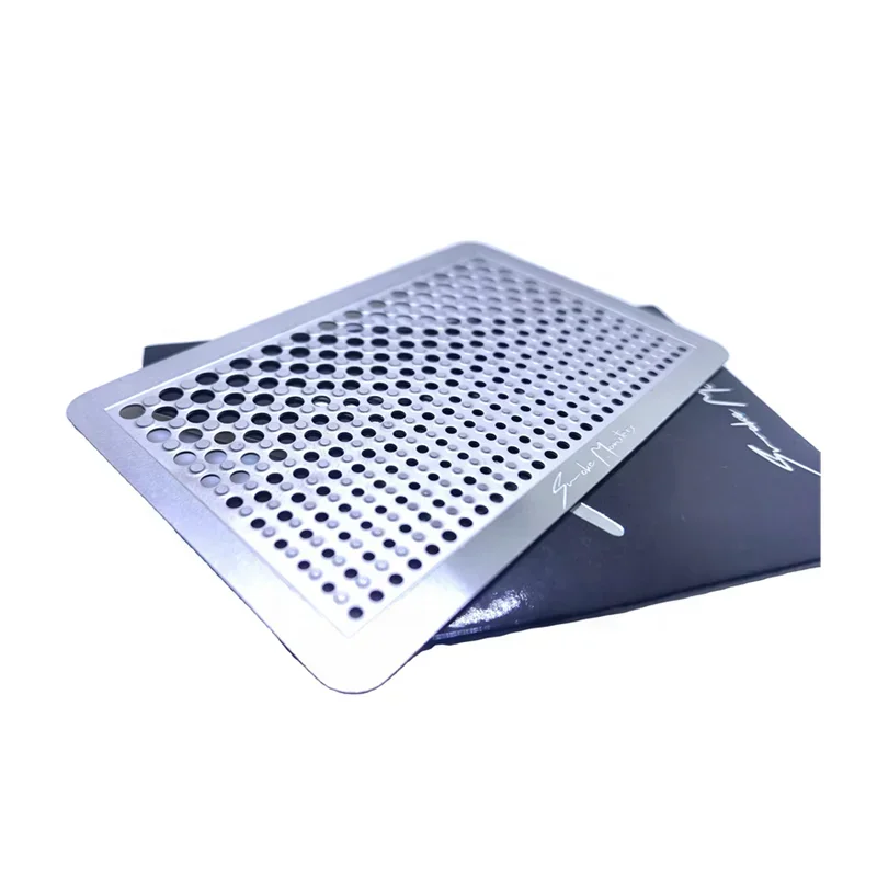 Tarjeta de metal de diseño creativo al por mayor de fábrica Tarjeta de molinillo de hierbas Tarjeta de amoladora manual con logotipo personalizado