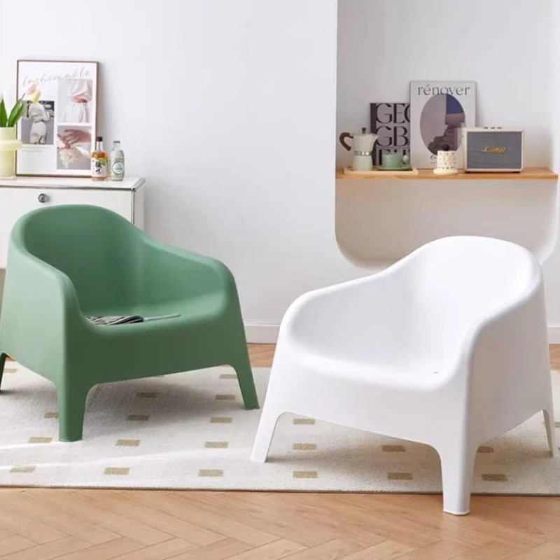 Salon Reading Designer Chair Back Support Simple Nordic Living Room Chair Floor Comfy Plastic Design Sedie Modern Furniture