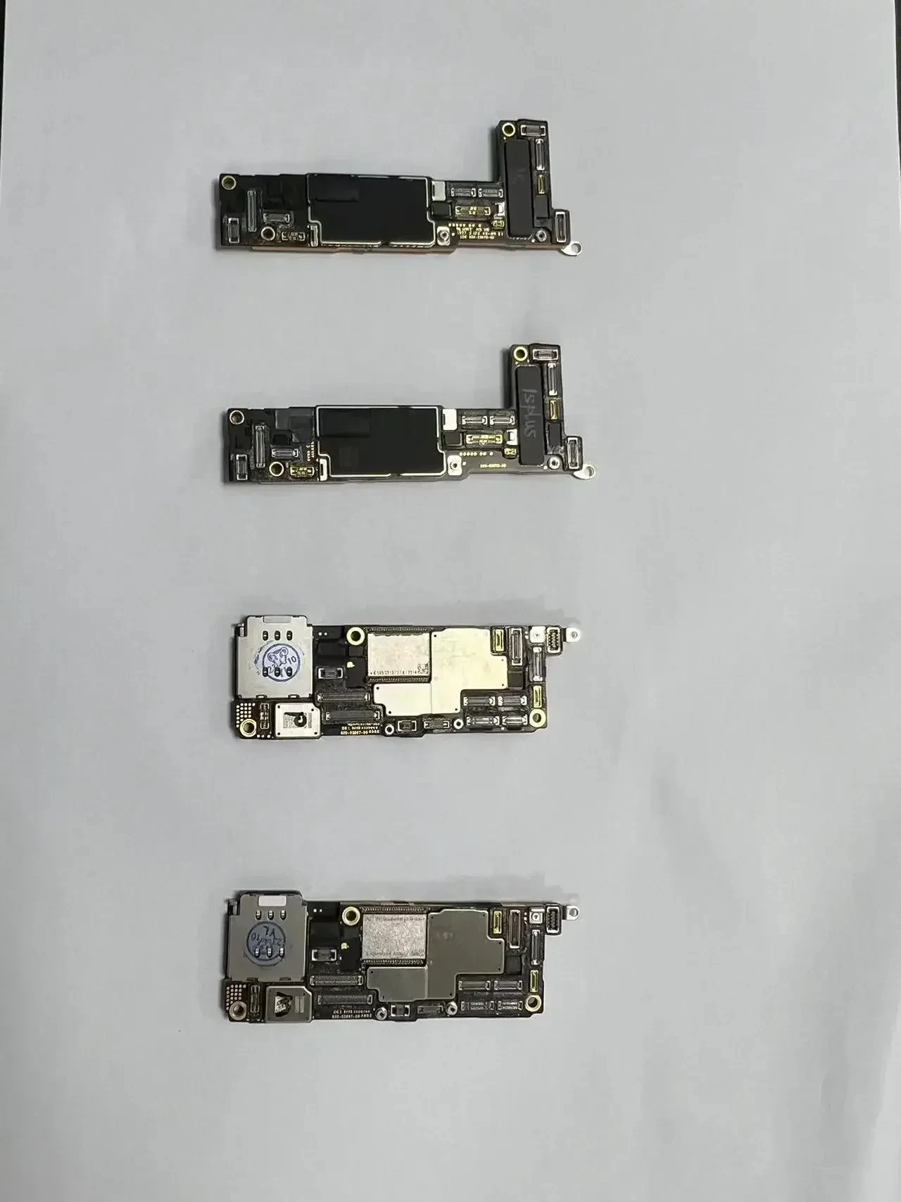 ID Motherboard ICloud Lock For iPhone 15 15Plus 15Pro 15PROMAX Swap Practice Logic Board Complete Power On Screen Test mainboard