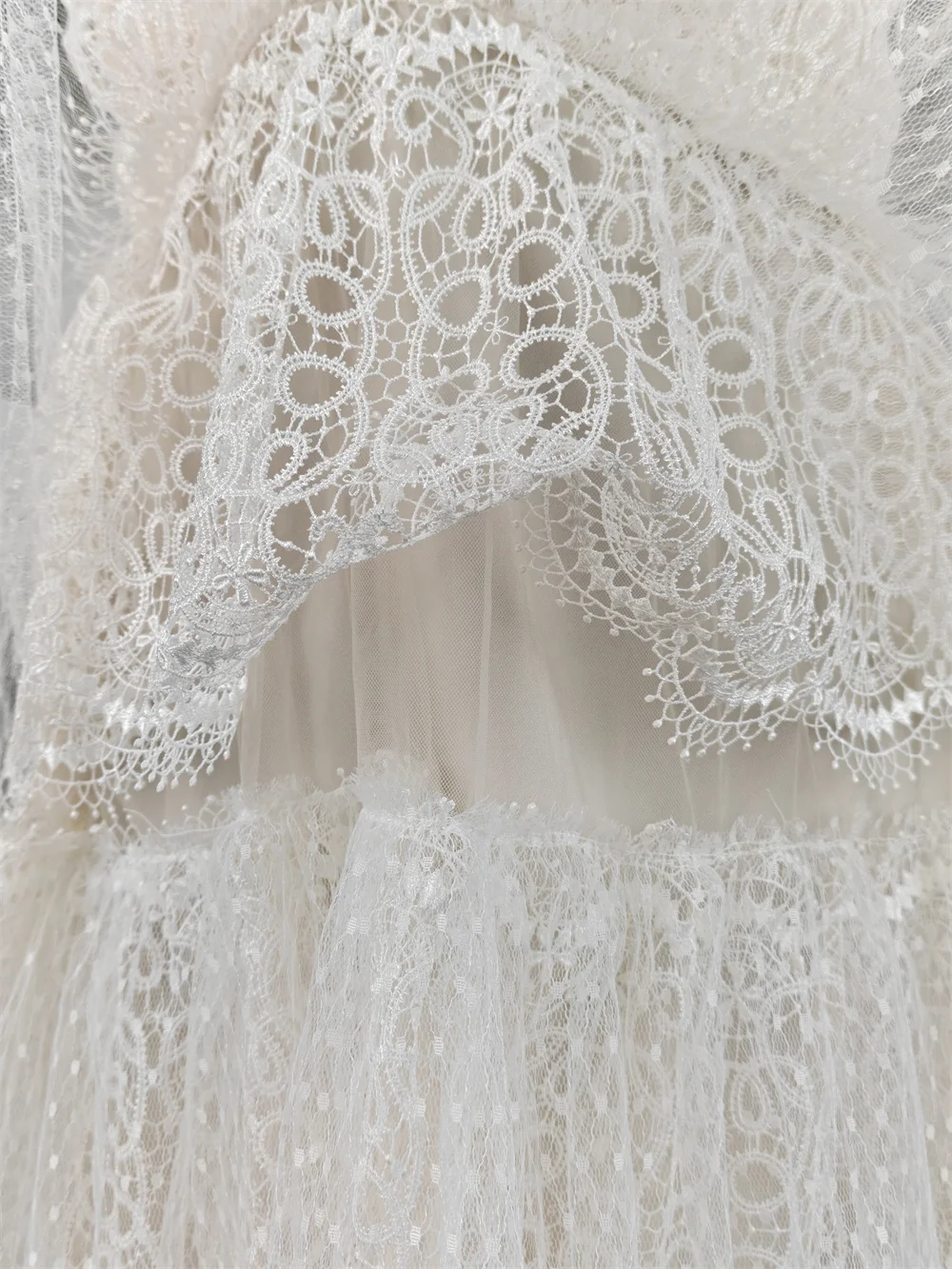 Vestido Sexy de encaje sin mangas con escote en V profundo para mujer, Vestido de cumpleaños Beige, diseño 2021, vestidos elegantes de celebridades, Vestido de noche para discoteca