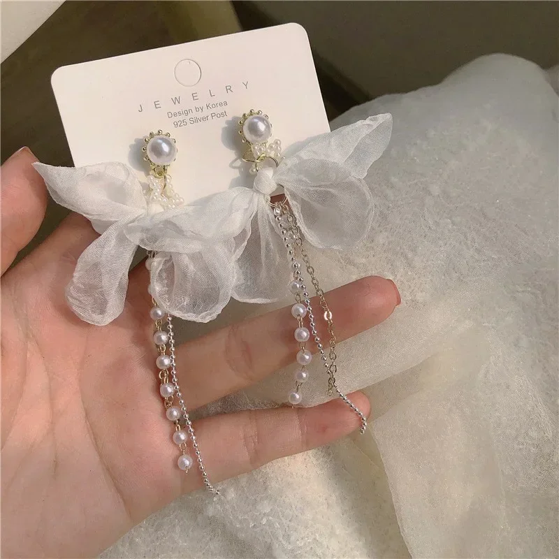 خمر هونغ كونغ نمط ضوء الفاخرة الأذن كليب الملحقات الفرنسية الأبيض القوس قرط كبس طويل اللؤلؤ شرابة الأقراط للنساء #4