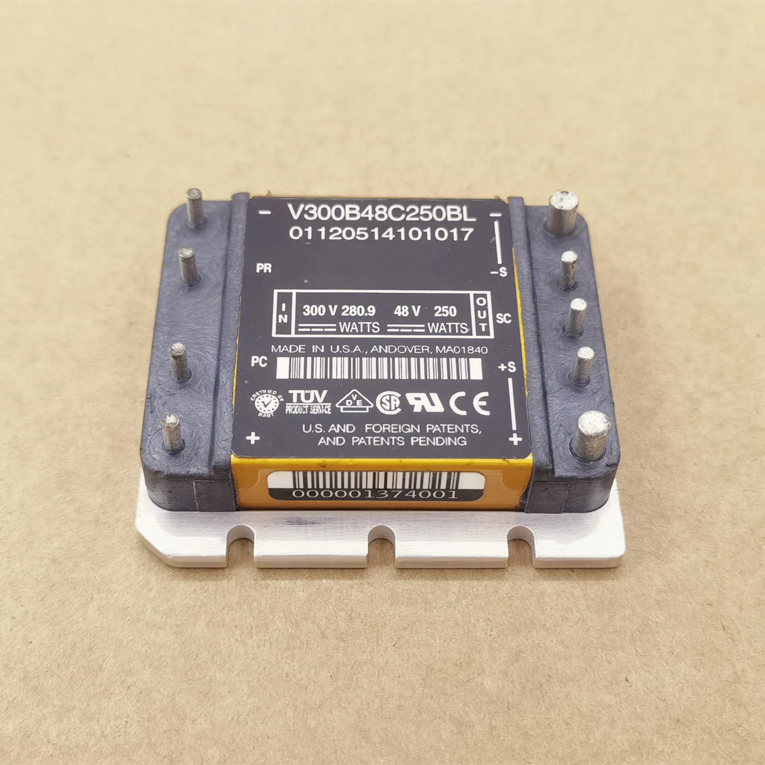 Hot spot V300B48C250BL 300VDC to 48V250W step-down module power module DC-DC