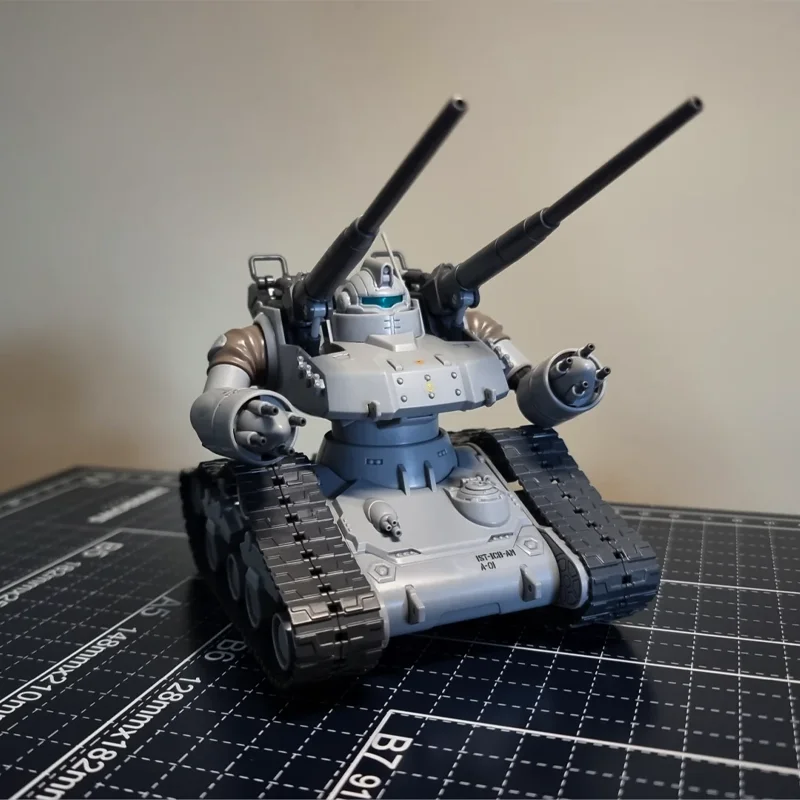 HG GTO 1/144 Guntank Früher Typ Modellbausatz Doppelkanonen-Panzer Mobile Suit Mech Bausatz Actionfigur Desktop-Ornament
