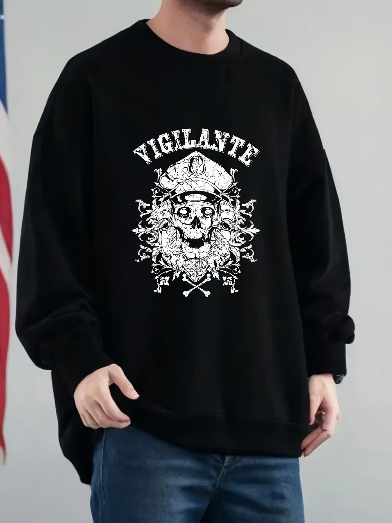 

VIGILANTE officer's large-sized men's round-neck off-the-shoulder sweatshirt with floral print on skull bones