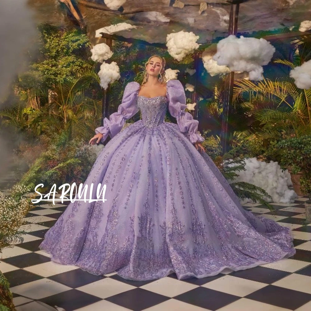 

Сказочное фиолетовое платье для выпускного вечера 2026 года, роскошное, с пышными рукавами, вышивкой пайетками, длинным шлейфом, для церемонии Quinceanera, Vestidos De 15 Años