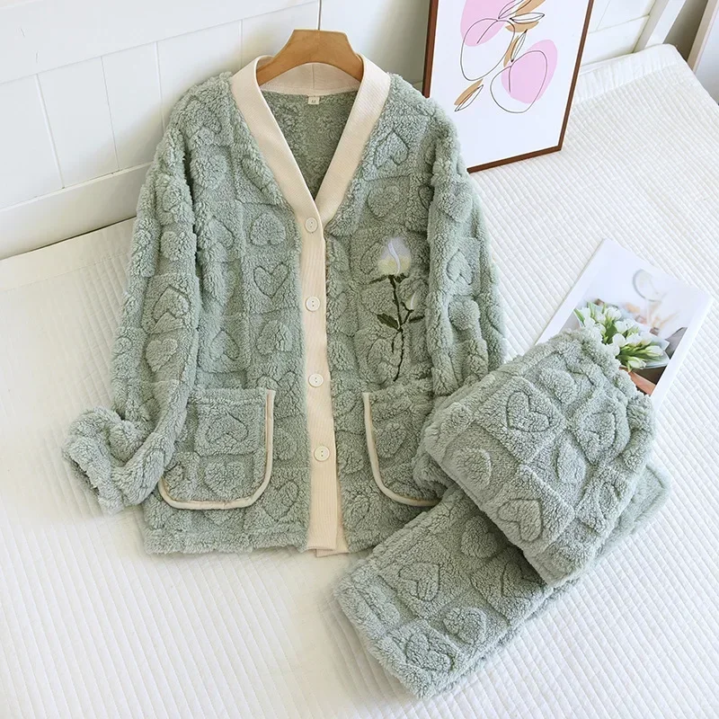 Autumn And Winter Ladies New Flannel Pajamas Long-sleeved Trousers Suit Cute Cactus Warmth And Thickened Two-piece Home Service