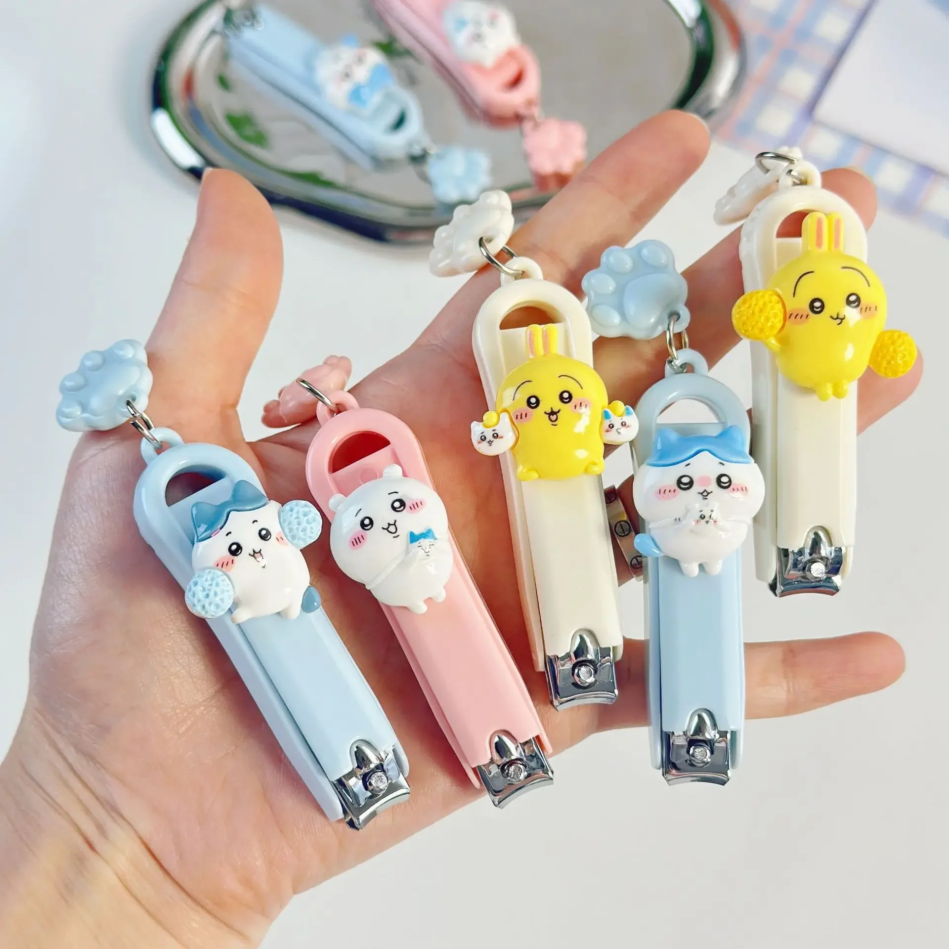 Новые кусачки для ногтей Chiikawa можно использовать на открытом воздухе и вдома, делает ее легко обрезать ногти, кусачки для ногтей в девичьем стиле.