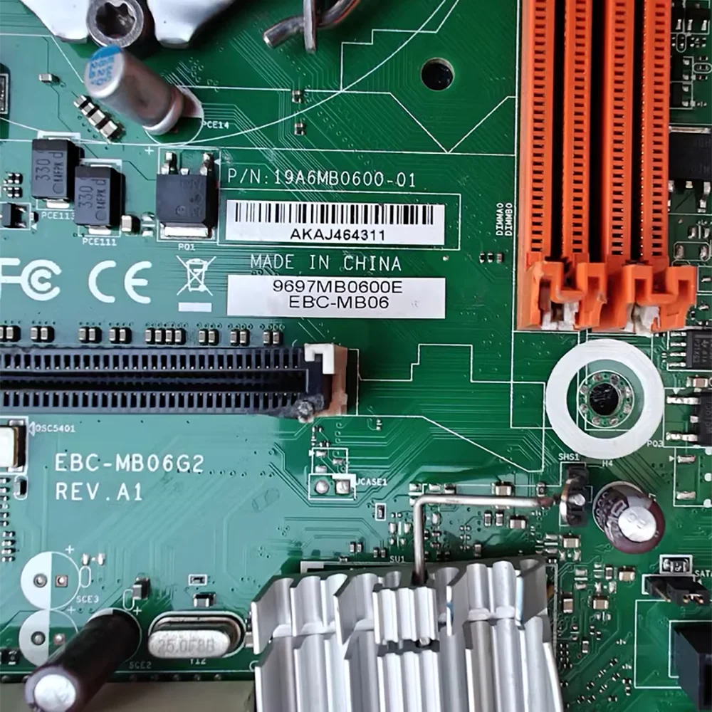 

Промышленная материнская плата управления EBC-MB06G2 REV.A1