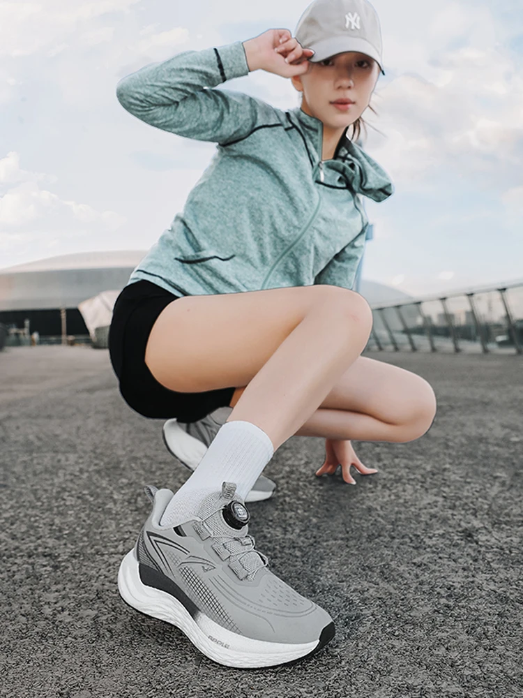 

Women's Casual Running oes Breathable Me Anti-impact o-absorption Slip-on Low-top TPU Outsole Comfortable All-Season