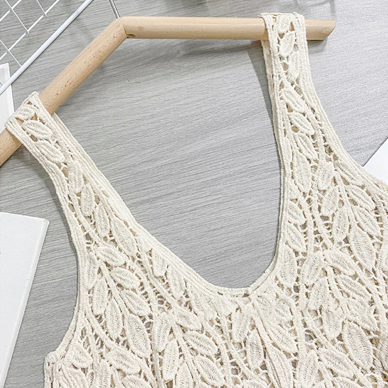 ABRINI Women New BOHO Sexy Solid Knit Two-piece Summer Hollow Out Crochet Tank Tops and Inner Layer Basic Camisole With Bra Pad