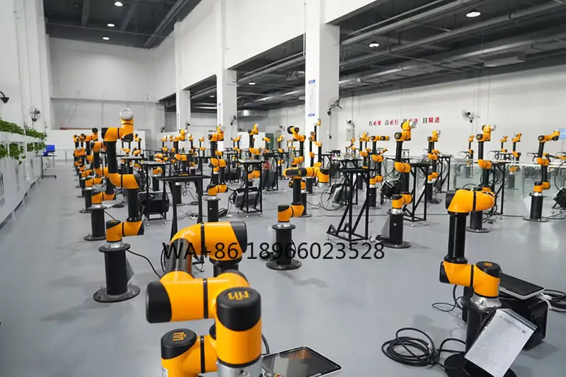 Automatic CNC Machine 6 axis Loading and Unloading robot for Factory Automatic Productivity