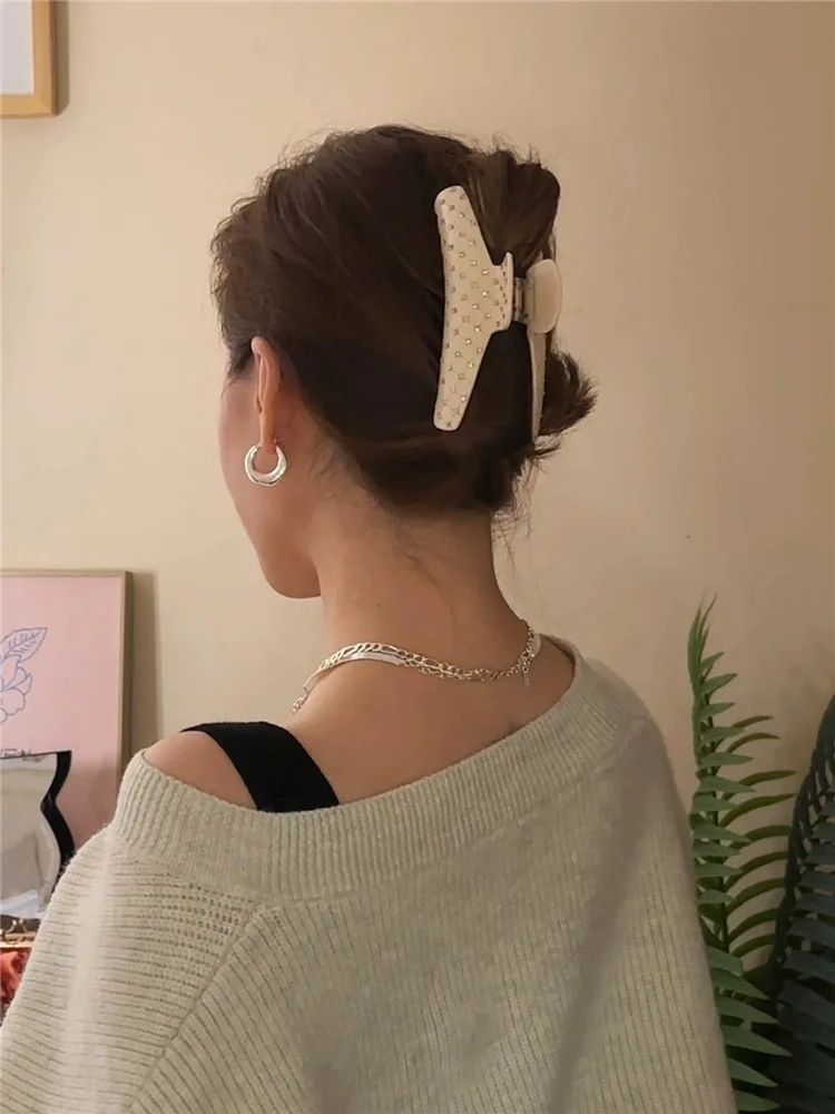 Oversize Acetate Lattice Rhinestone Big Hair Clip Claw For Women Luxury White Crystal Geometric Hairpin Hair Accessories Tool