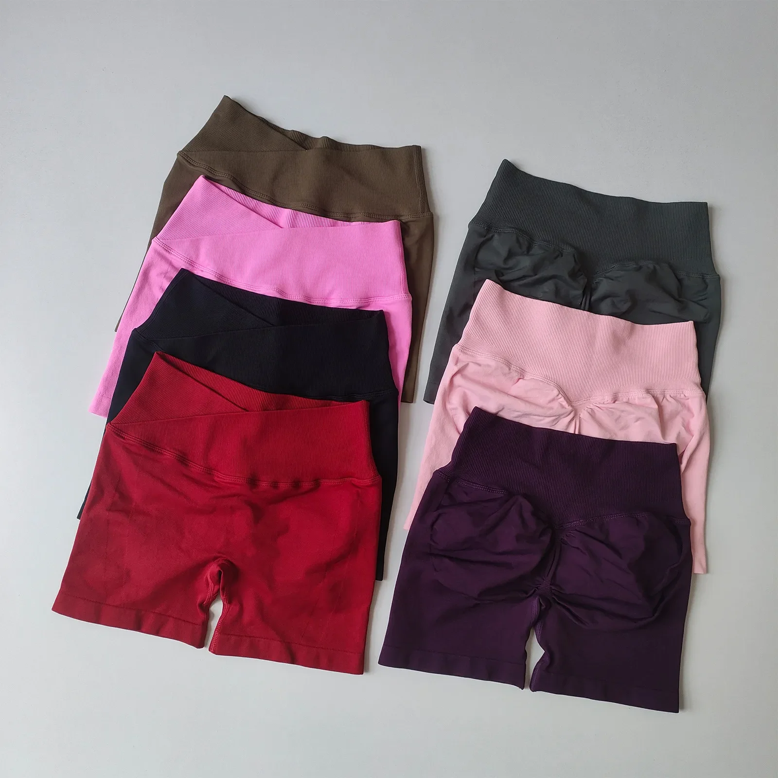 Women's High-Waisted Seamless Fitness Shorts Peach Butt-Lifting Quick-Drying Sports Yoga Pilates Tight-Fitting Three-Point Desig