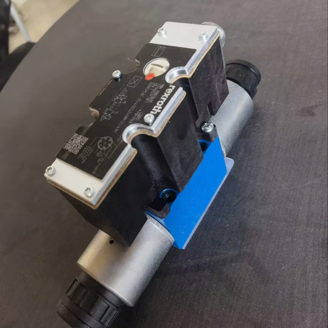 

Proportional pressure valve DRE6X-1X/310MG24-8NZ4M