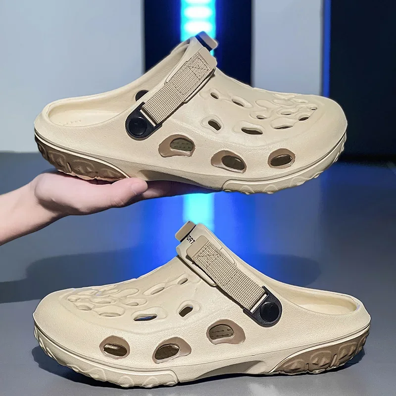 2025 New Men Slippers Summer Clogs for men Outdoor Slide Soft Beach Shoes Male Summer Sandals