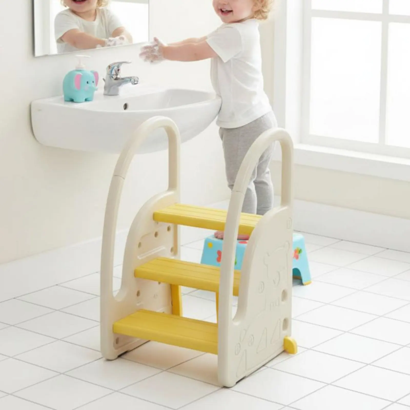 sgabello-per-lavabo-per-bambini-sgabello-con-gradini-larghi-scaletta-a-3-livelli-telaio-triangolare-stabile-portatile-per-bagno