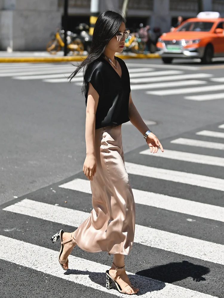 

Шелковистая двусторонняя атласная юбка-карандаш из триацетата с боковым разрезом, миди, для офиса, со средней талией, H-образный силуэт, однотонная