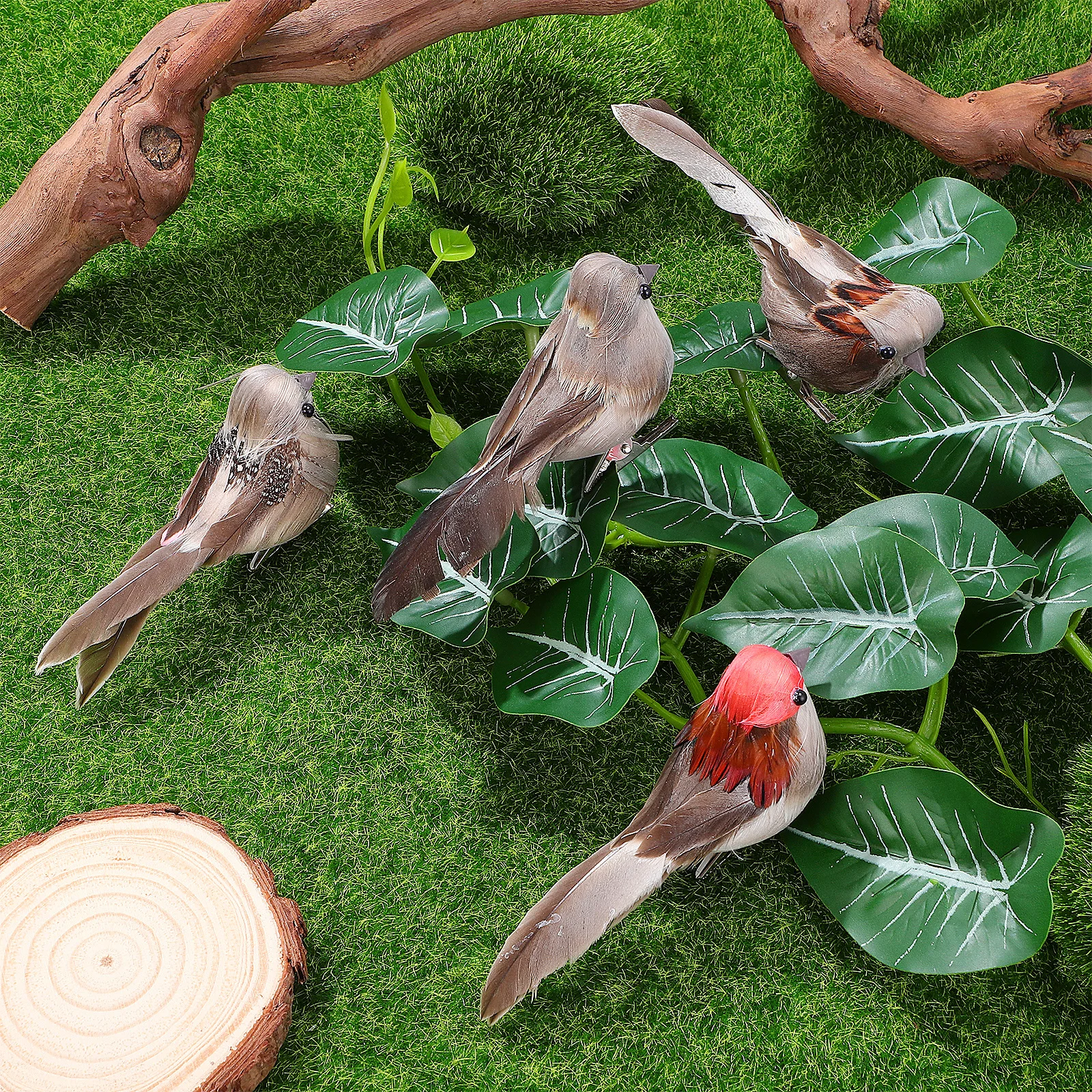 Pájaros de gorrión artificiales con Clip, decoración de árbol de jardín, adornos de pájaros con plumas al azar, 4 Uds.