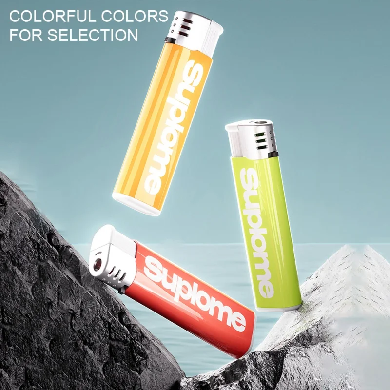 Water Gun Lighter Realistic Prank Lighter Simulation Mini Lighter Squirts Water Toy for Harmless Fun Novelty Gag Gift