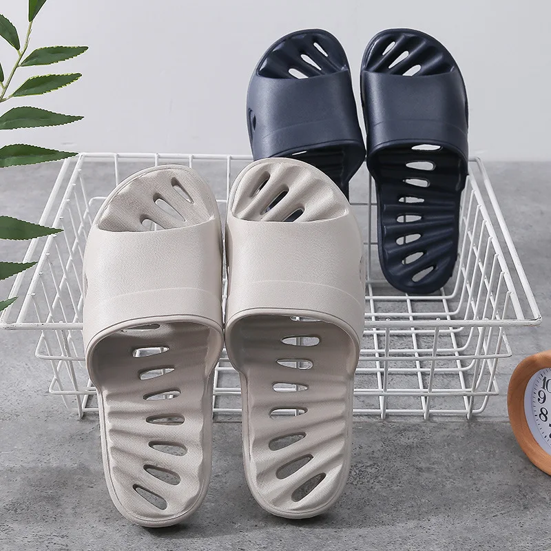 Summer Women Men Shower Slippers Slides Bathroom Leaking Non-Slip Indoor House Hole Flip Flops Women Quick-Drying Slippers 2024