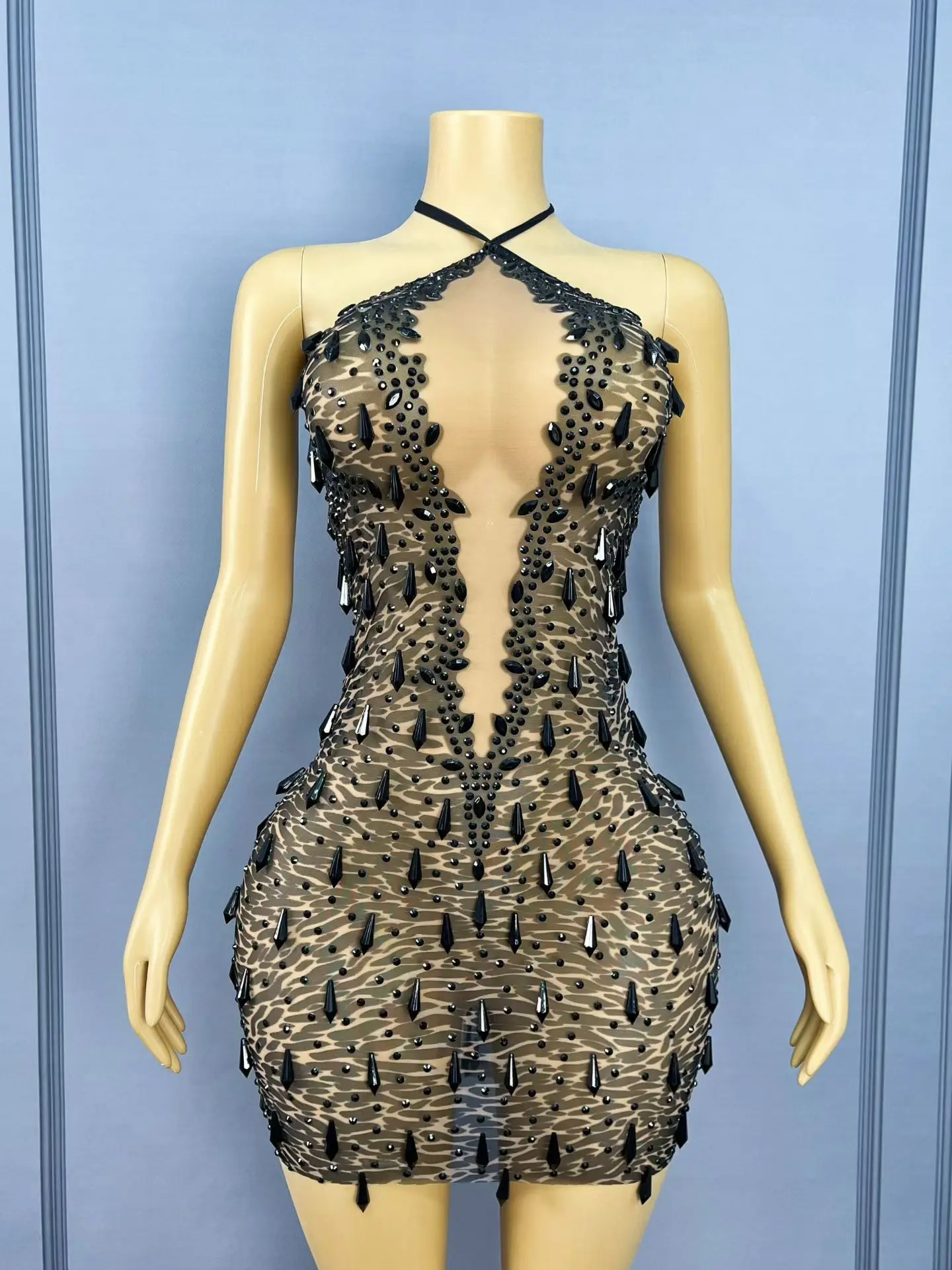 Luxus Sparkly Diamanten Sexy Mesh Sheer Backless Mini Kleid Frauen Abend Prom Geburtstag Party Nachtclub Foto-shooting Bühne Tragen